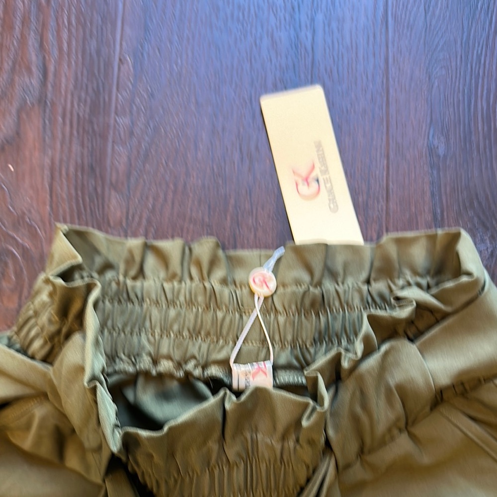 Grace Karen Olive Green Tie Waist Pants - Picture 2 of 4